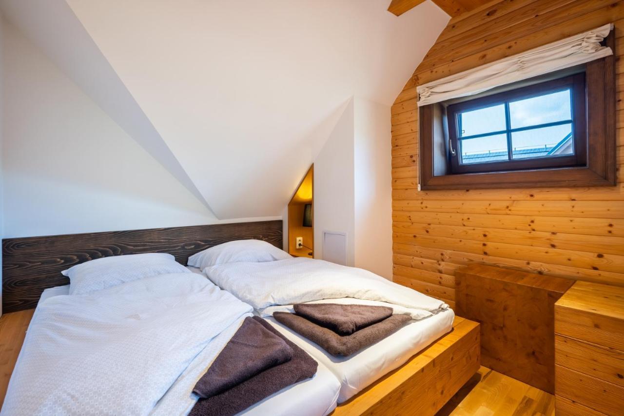 Wellness Drevenica Zuberec, 3 Apartmany, 2 Studia, Tatranske Stity Z Terasy Exterior photo
