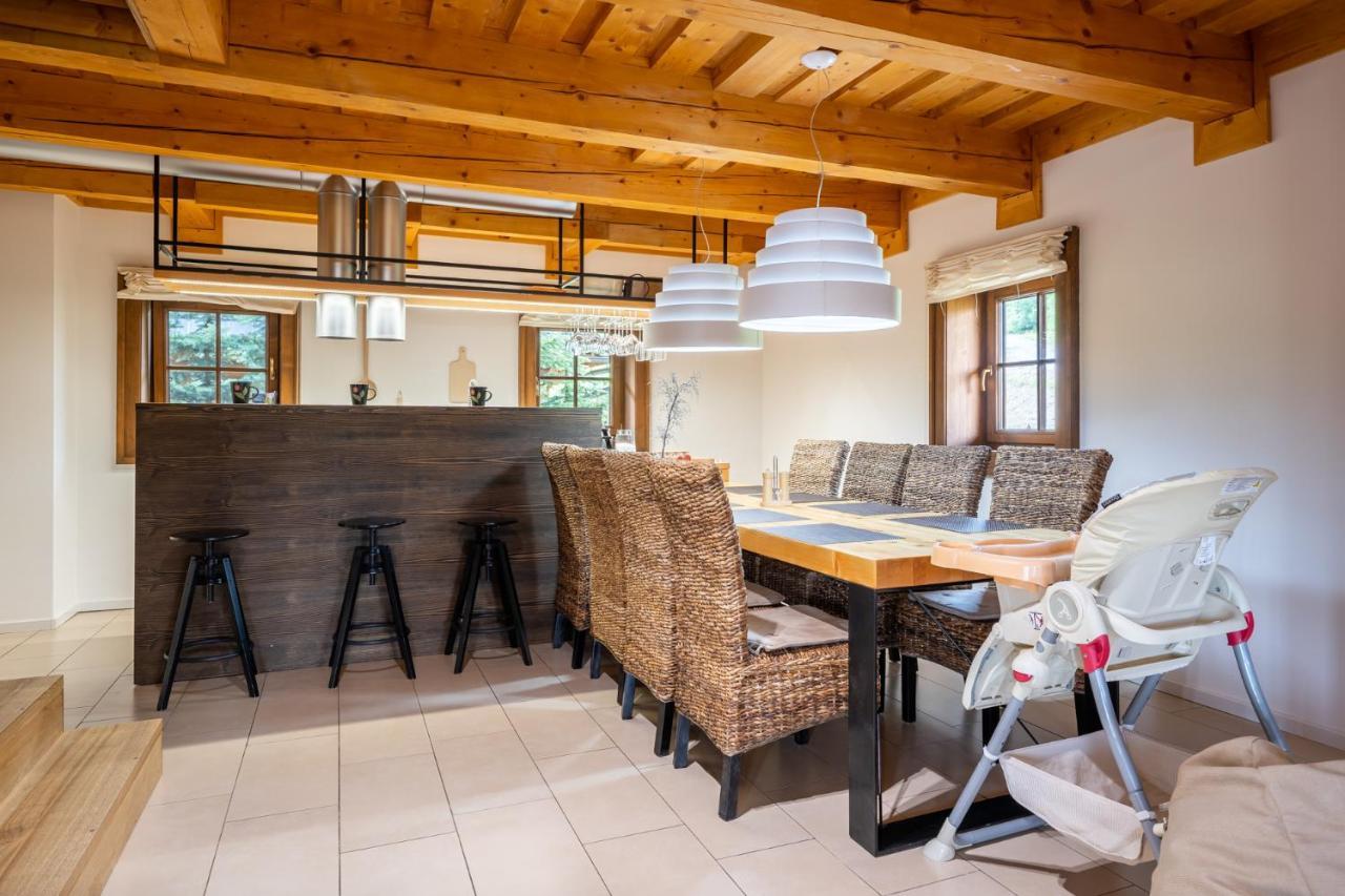 Wellness Drevenica Zuberec, 3 Apartmany, 2 Studia, Tatranske Stity Z Terasy Exterior photo